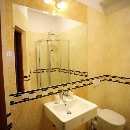 Bed & Breakfast Rezydencja Cleopatra Lublin