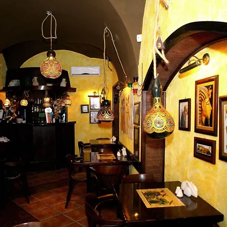 Rezydencja Cleopatra Bed & Breakfast 3*